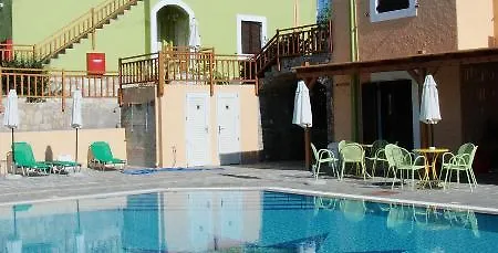 Perla 3*